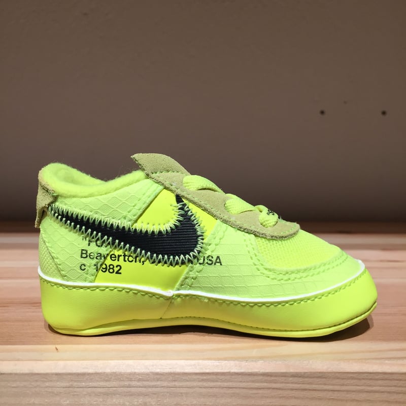 OFF-WHITE × NIKE AIR FORCE 1 VOLT　THE10