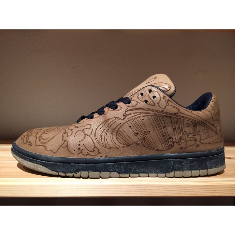 世界300足限定 NIKE × BSMNT DUNK LOW 希少　スニーカー 世界300足限定 NIKE × BSMNT DUNK LOW 希少 スニーカー - メルカリ