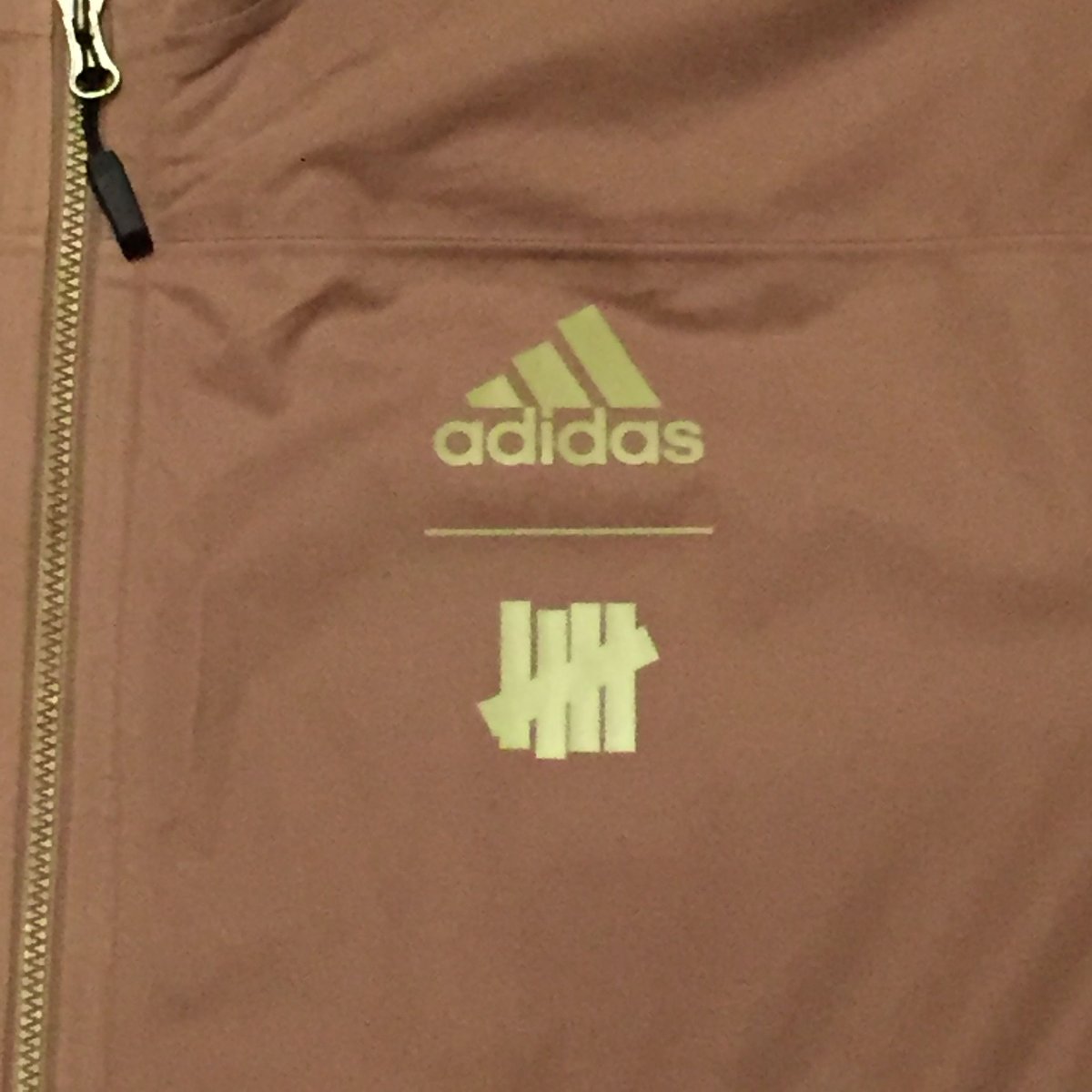 ☆UNDEFEATEDコラボ - ADIDAS x UNDEFEATED 3L GTX JAC