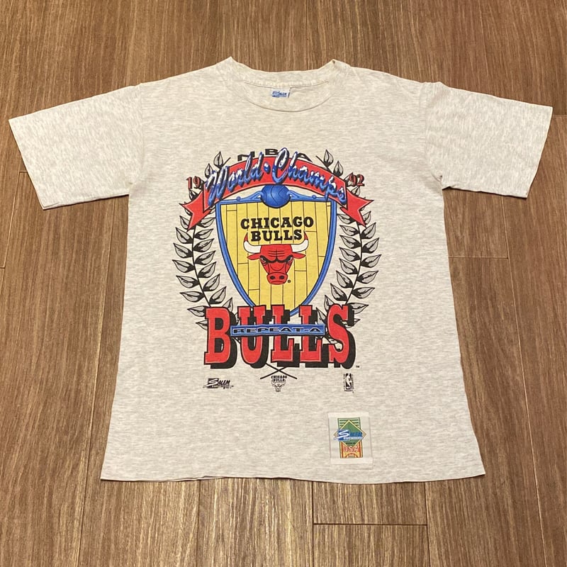 NBA ビンテージ ブルズ tシャツ 優勝記念 マイケルジョーダン 【公式通販】