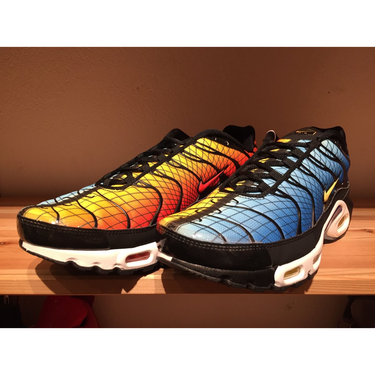 日本未発売 - NIKE AIR MAX PLUS TN SE | 9H9H NAHANAHA