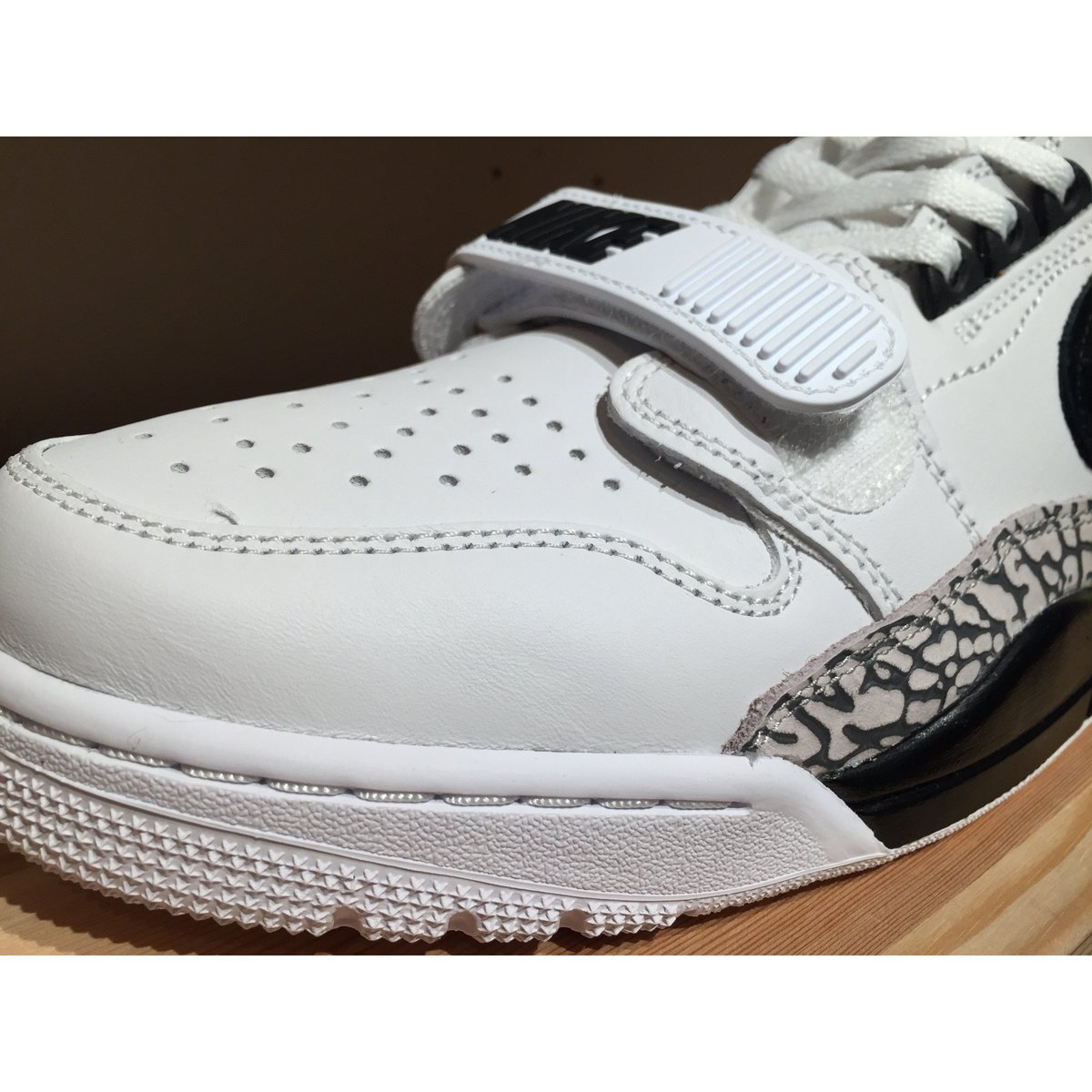 ☆JUST DONコラボ - NIKE AIR JORDAN LEGACY 312 NRG |