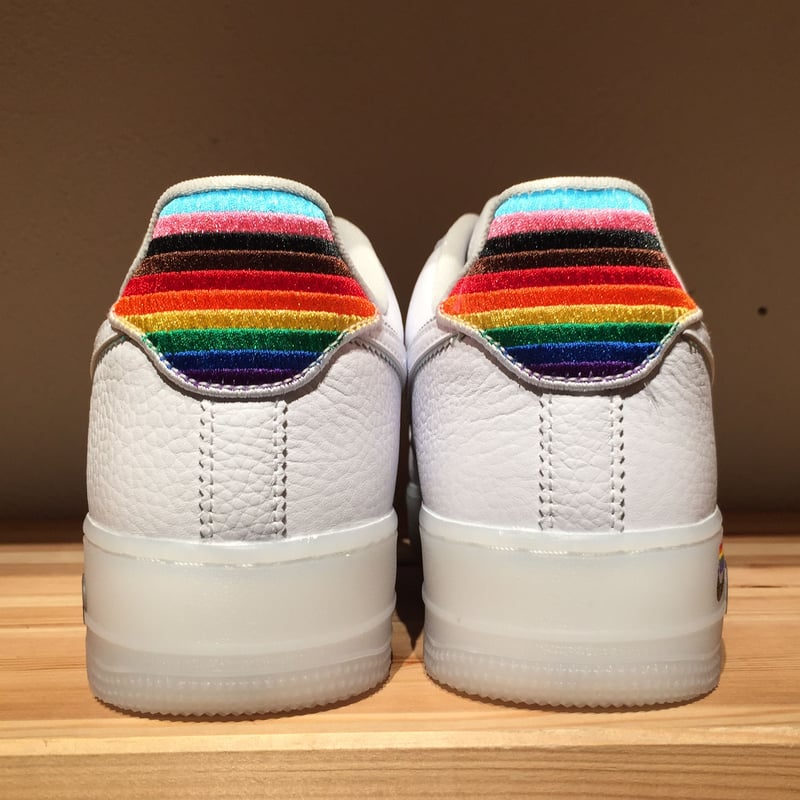 靴 NIKE AIR FORCE 1 BETRUE 楽天市場】NIKE AIR FORCE 1 BETRUE white/wht-multi-color