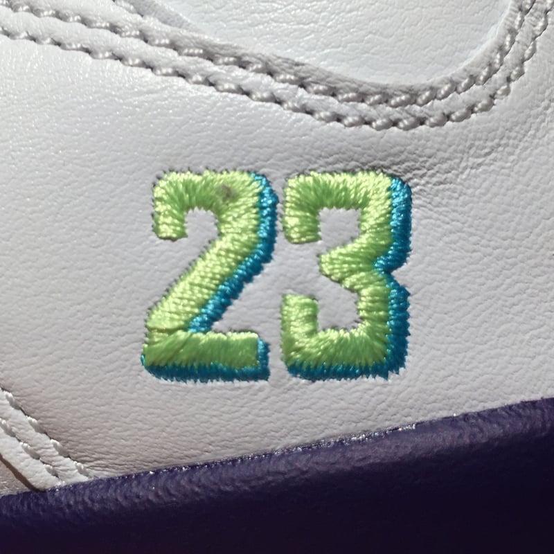 ☆GHOST GREEN - NIKE AIR JORDAN 5 RETRO | 9H9H N