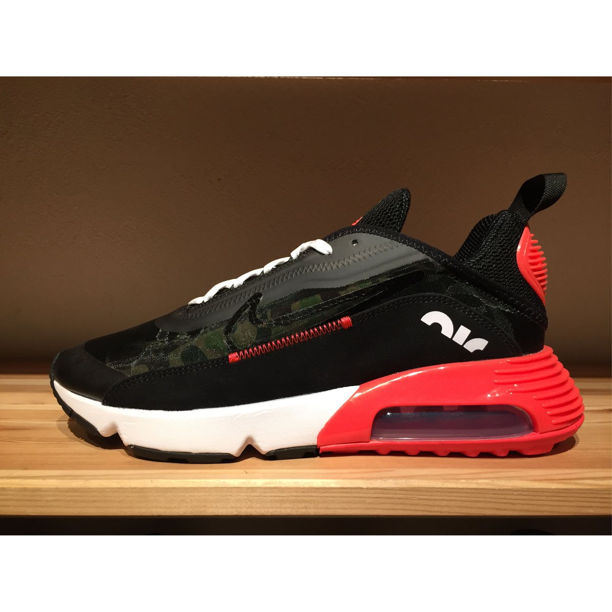 NIKE AIRMAX 2090 DUCK CAMO REVIEW|NOT WHAT I THOUGHT!! - YouTube