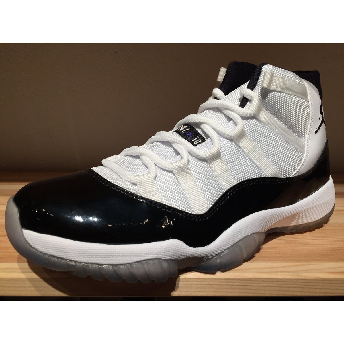 NIKE AIR JORDAN 11 CONCORD 30.0cm