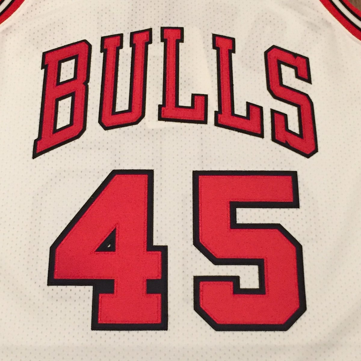 MITCHELL&NESS BULLS #45 JORDAN AUTHENTIC JERSEY