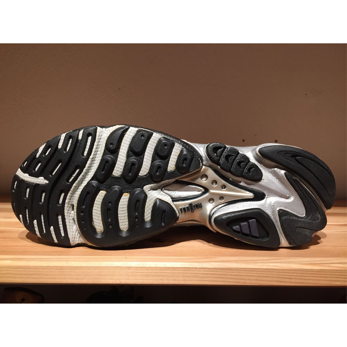 adidas equipment KB8Ⅲ 2000 333足限定