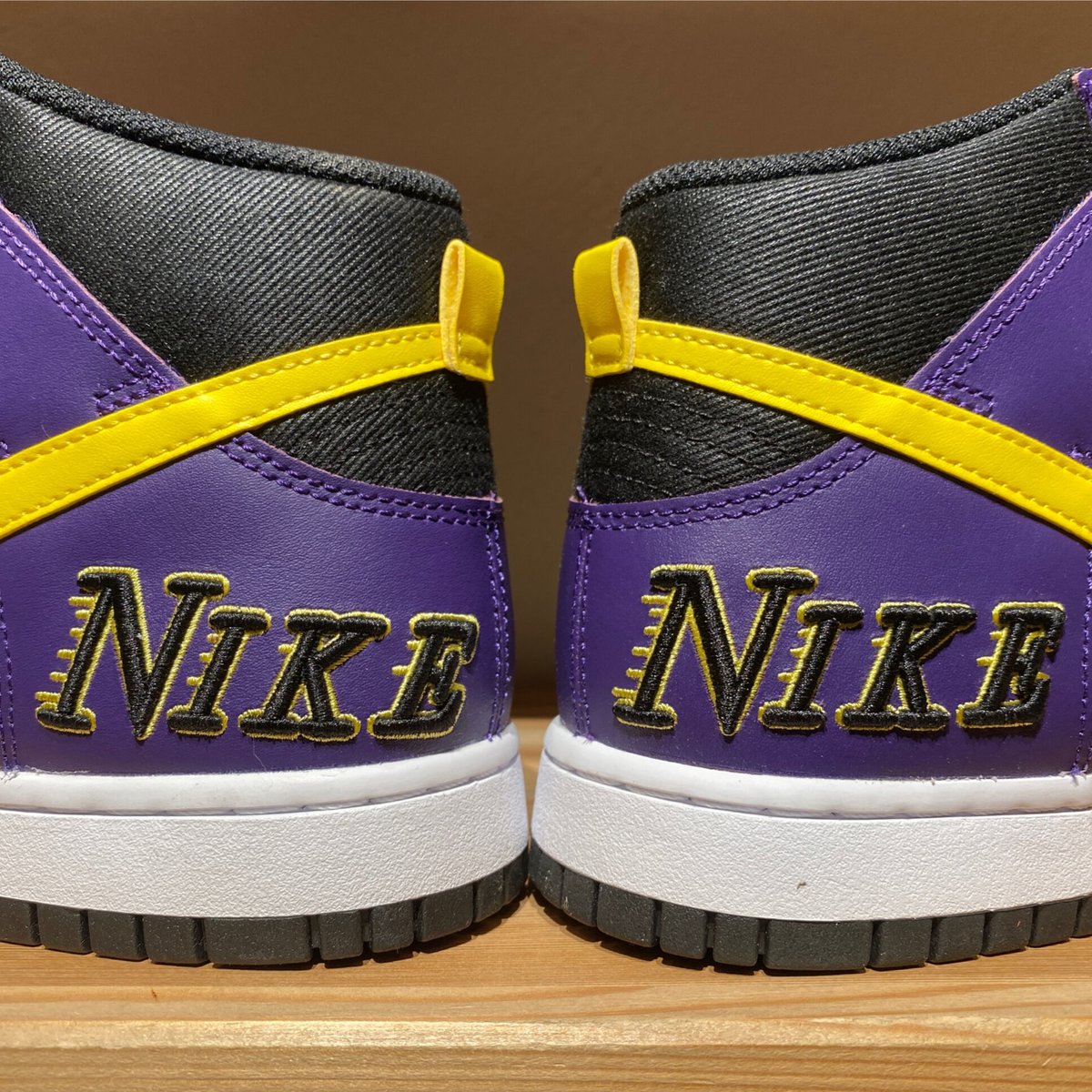 ☆LOS ANGELES LAKERS - NIKE DUNK HI PRM EMB | 9H