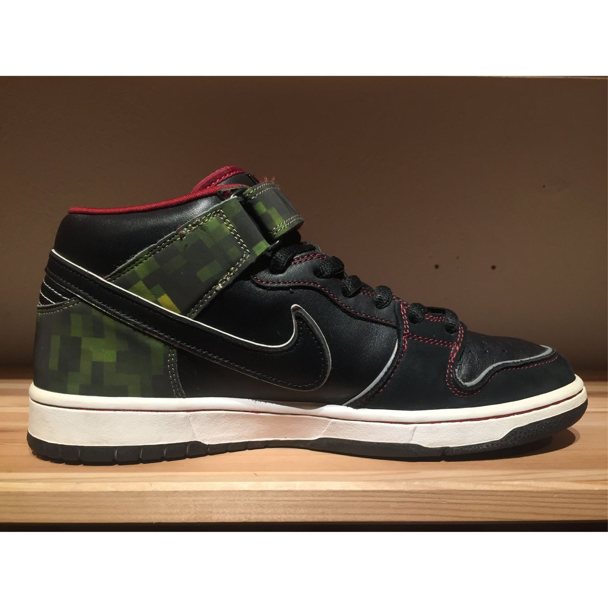 ☆NITRAID・竜人コラボ -【USED】NIKE DUNK MID ELITE SB