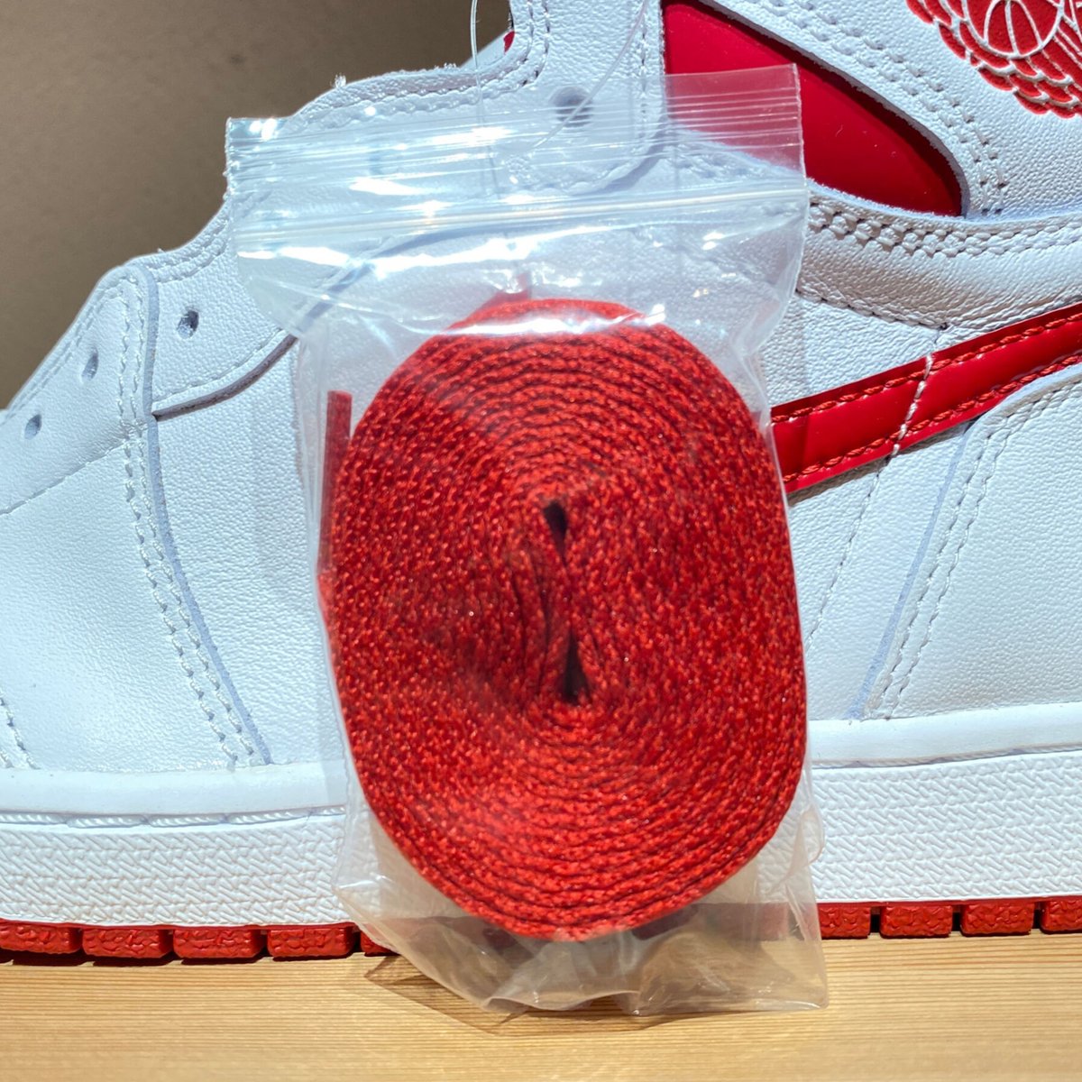 ☆METALLIC RED - NIKE AIR JORDAN 1 RETRO HIGH OG