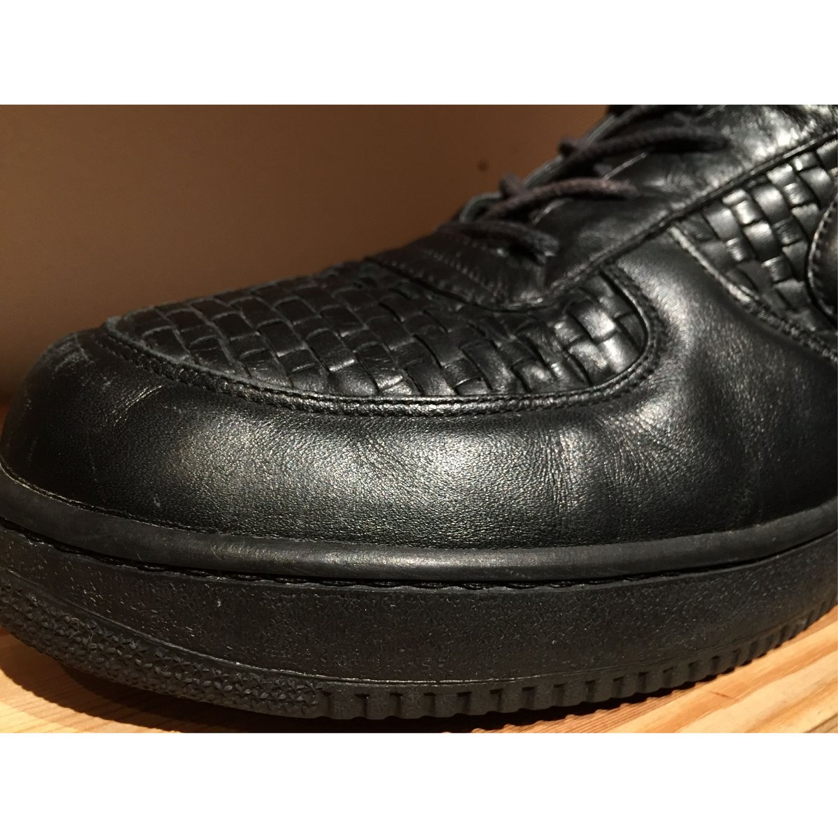 イタリア製　01年製NIKE AIR FORCE1 HIGH LUX 27cm Nike Air Force 1 Mid Izakaya DX2938-200 Release Date | Hypebeast