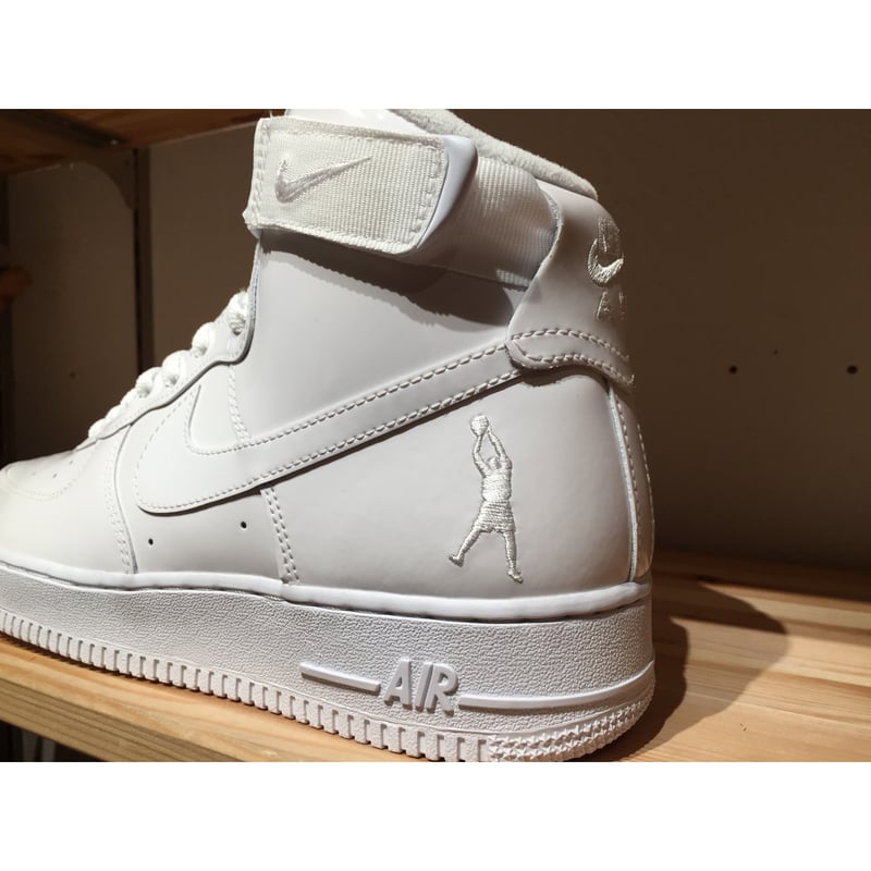 AF1 レトロクラシック 耐久性のあるロートップ ユニセックス ホワイト ao1635-100_1.jpg