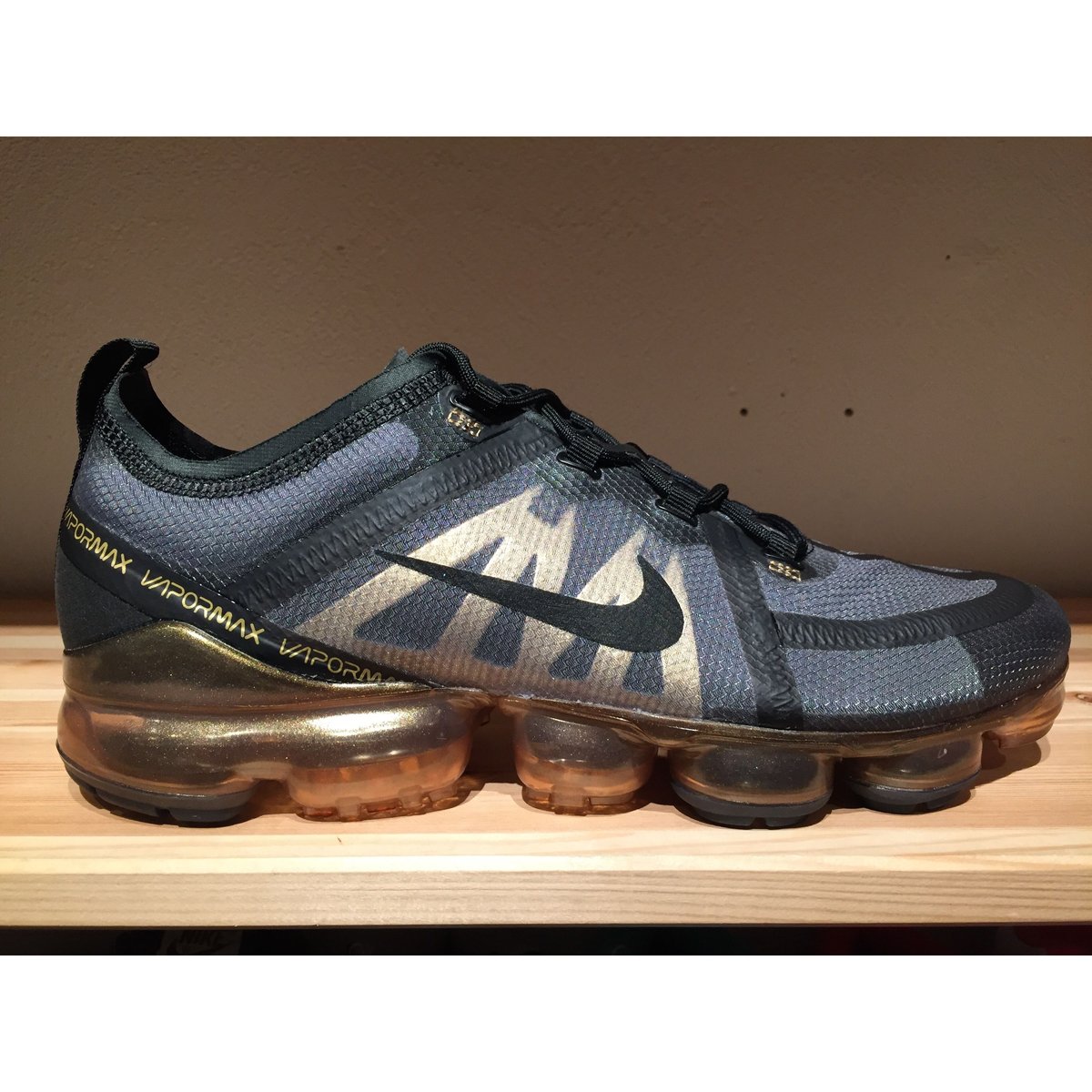 即完売品⭐︎NIKE AIR VAPORMAX 2019 ランニングシューズ エアヴェイパーマックス2019(AIR VAPORMAX 2019)/ナイキ 人気の