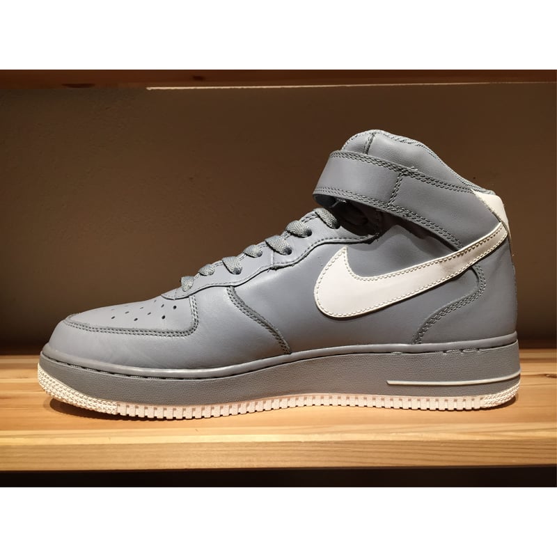 ナイキ エア フォース 1 MID 2006 デッドストック 25cm レザー ナイキ エア フォース 1 MID 2006 デッドストック 25cm レザー