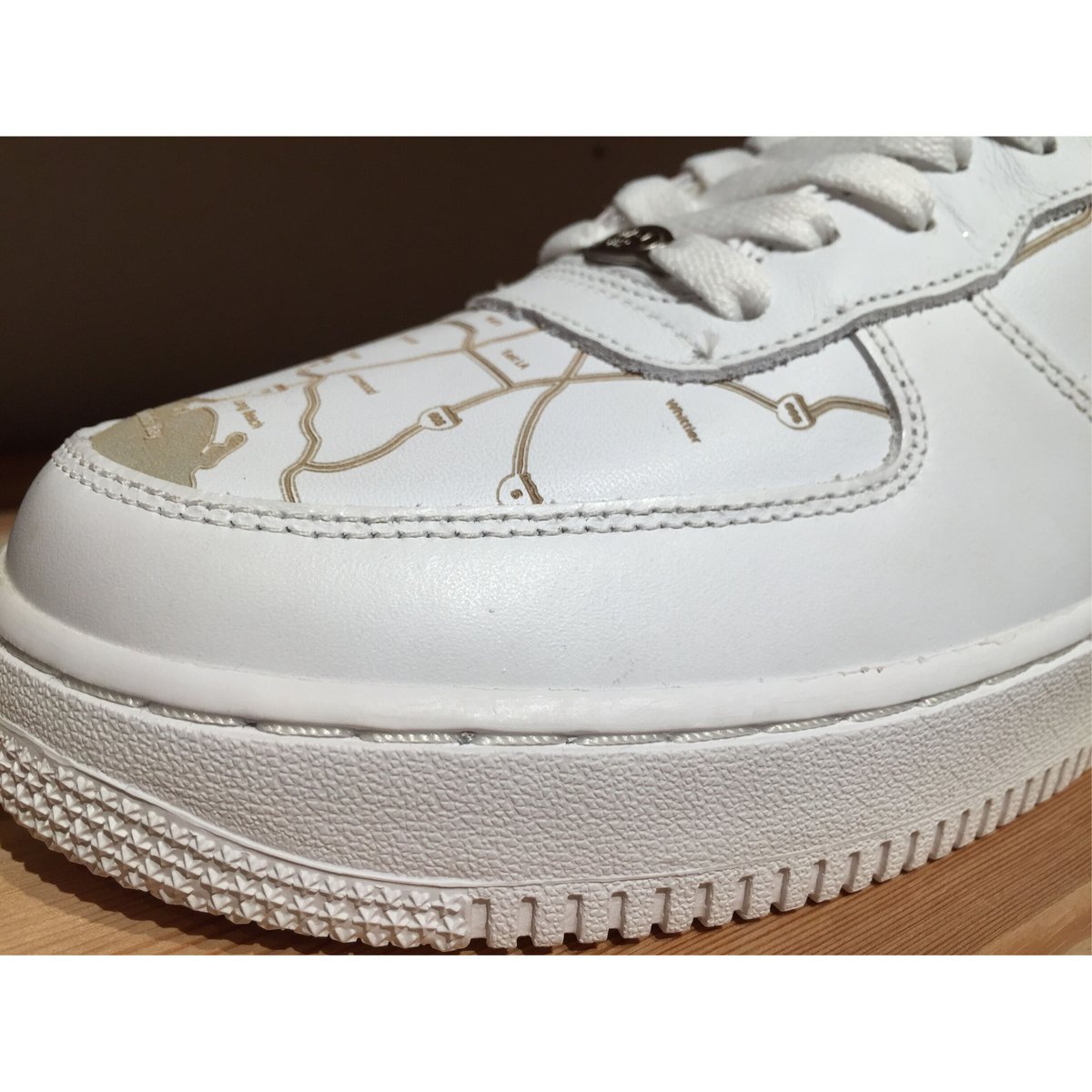 ☆Mr.Cartoonコラボ・LA MAP - NIKE AIR FORCE 1 PREMIU