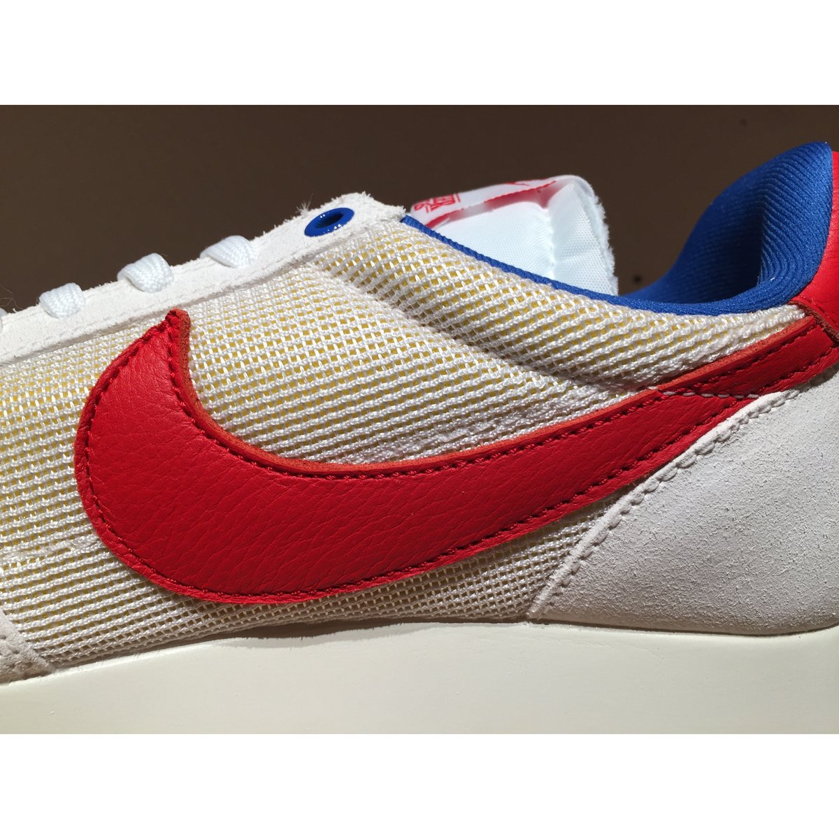 ☆STRANGER THINGSコラボ - NIKE AIR TAILWIND QS ST |