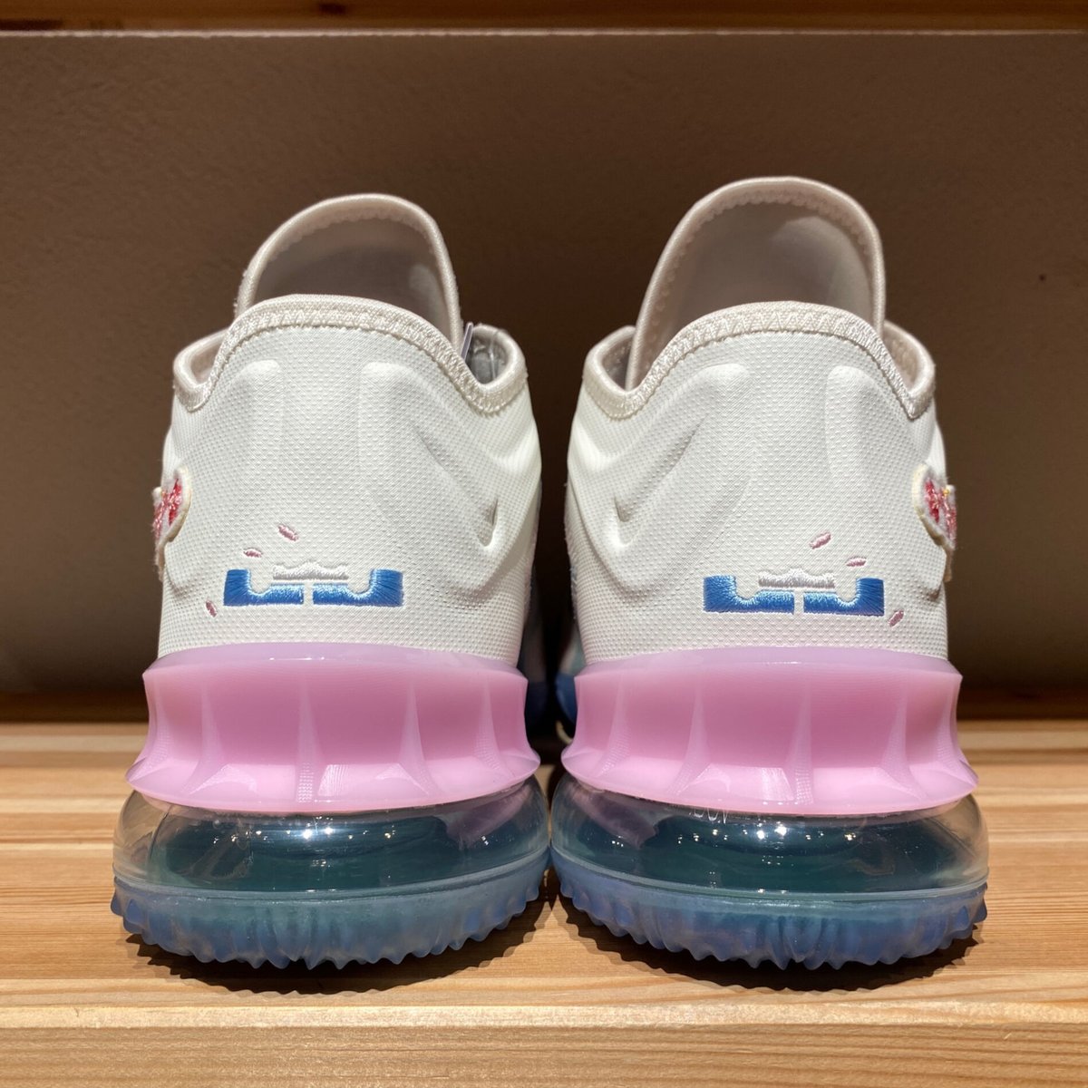 Atmos lebron top