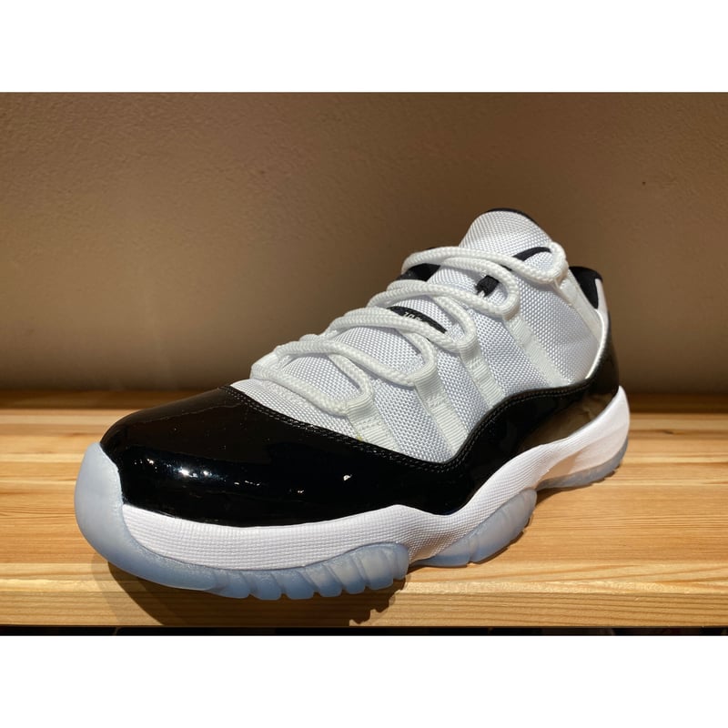 【美品未使用】NIKE AIR JORDAN 11 RETRO LOW NIKE◇AIR JORDAN 11 RETRO LOW/エアジョーダンレトロロー