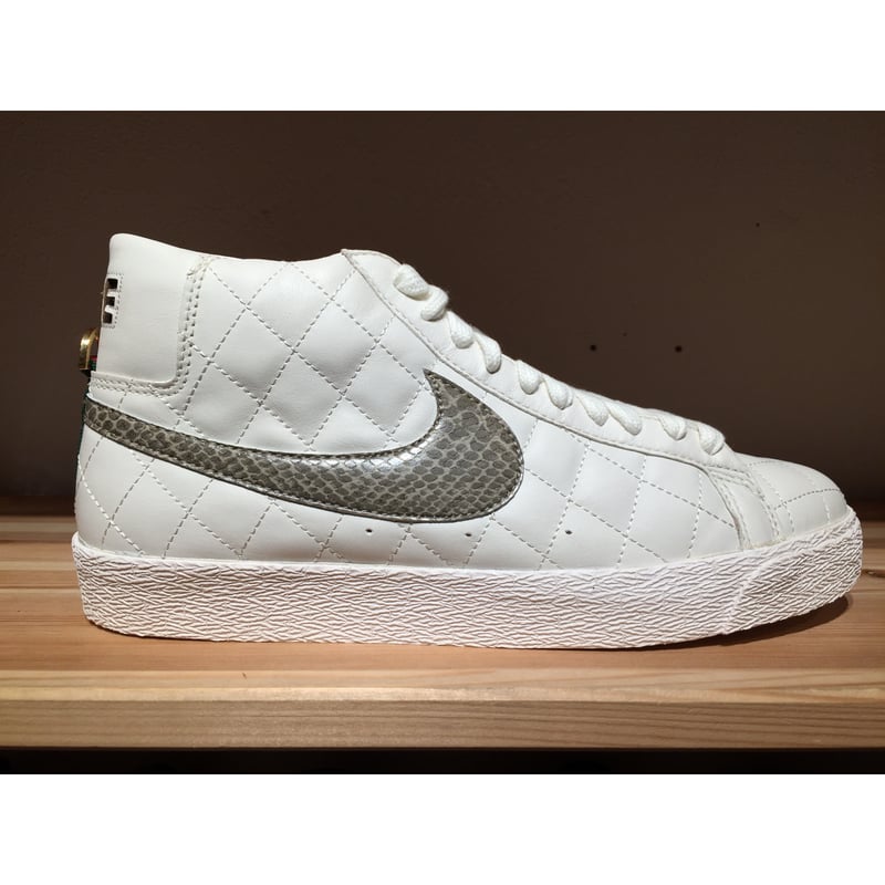 ☆SUPREMEコラボ - NIKE BLAZER SB SUPREME | 9H9H NAH
