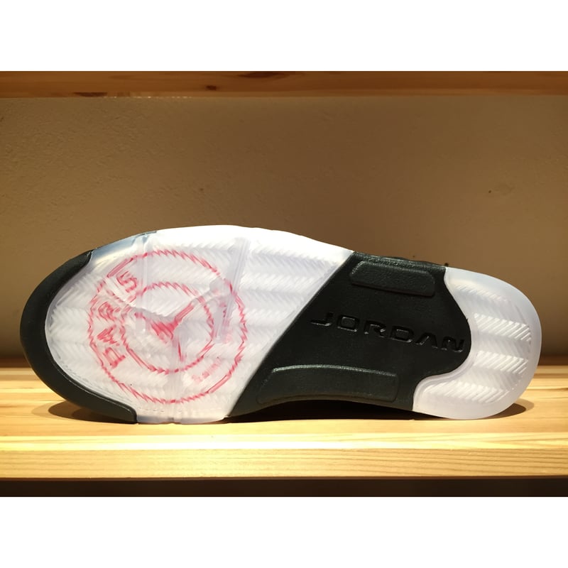 ☆Paris Saint-Germain コラボ - NIKE AIR JORDAN 5 RE