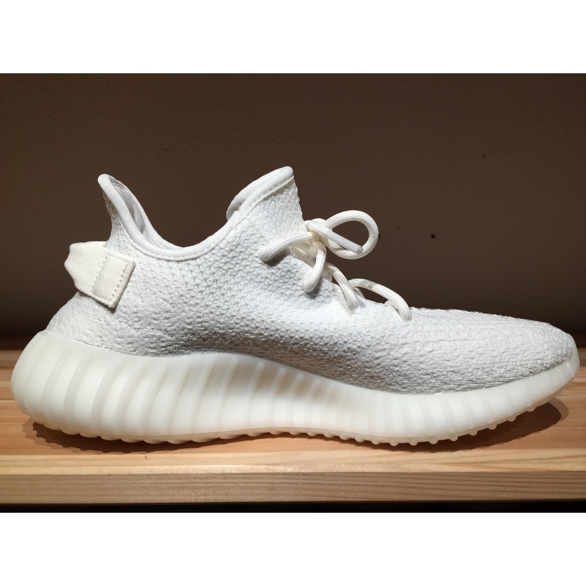 ☆Kanye Westコラボ - ADIDAS YEEZY BOOST 350 V2 | 9H