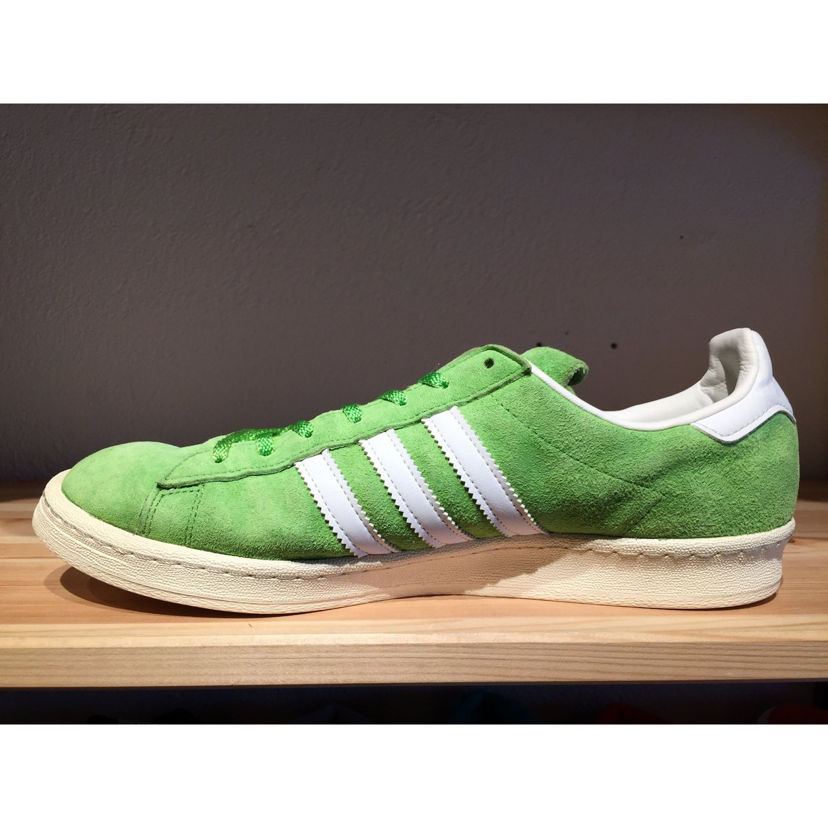 adidas × nigoコラボスニーカー s79510-2.jpg