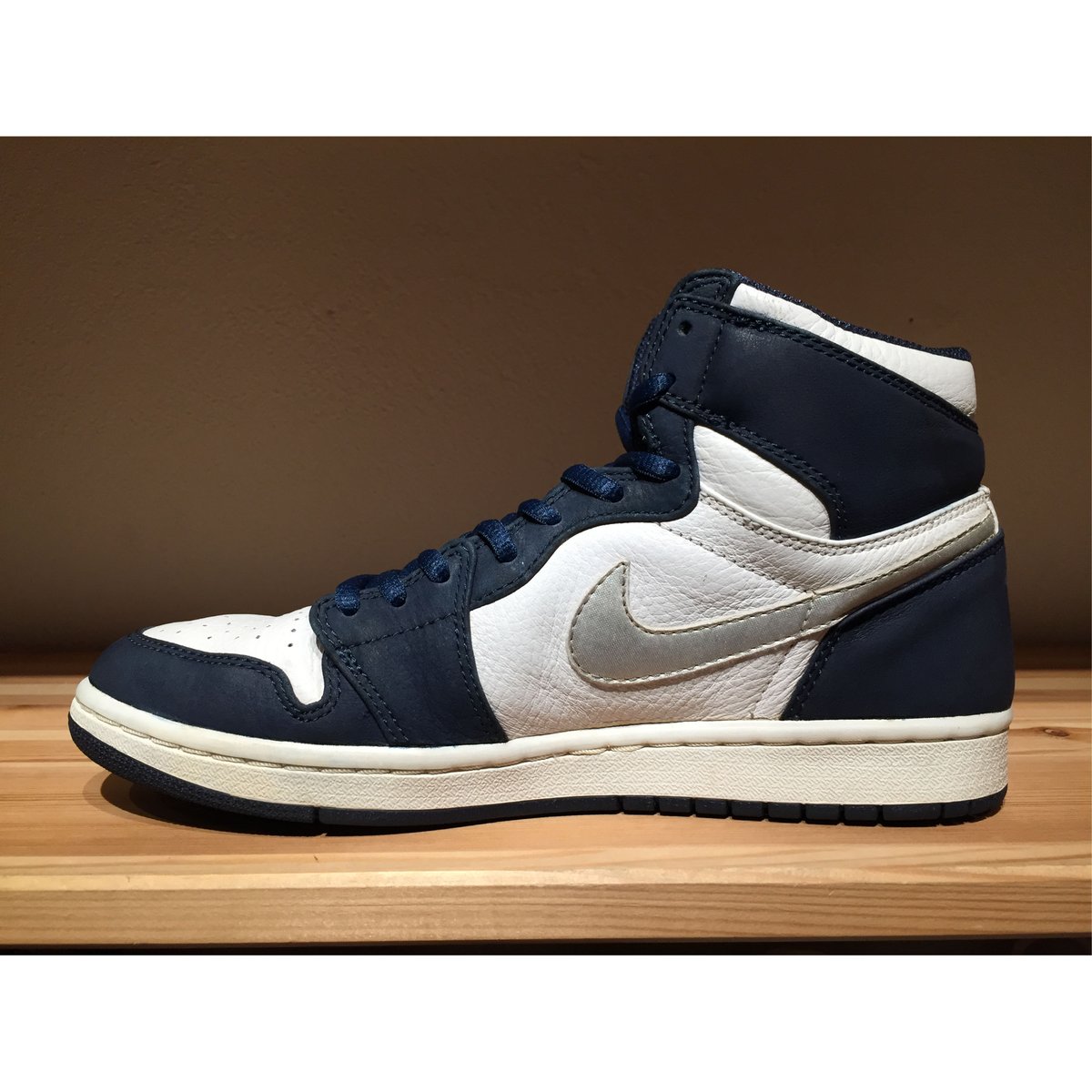 5万足限定 エアジョーダン1 RETRO BLUE シリアルナンバー付 5万足限定 エアジョーダン1 RETRO BLUE シリアルナンバー付 5万