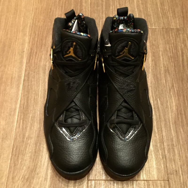Retro 8 black hotsell