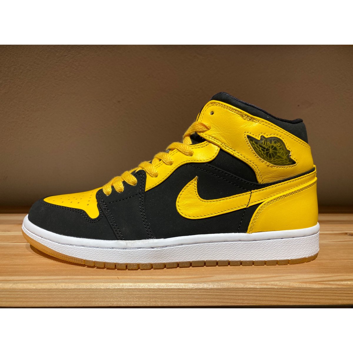 Retro 1 deals old love