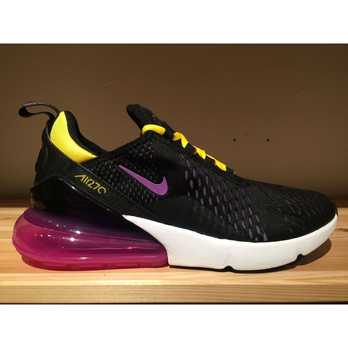 NIKE AIR MAX 270 9H9H NAHANAHA