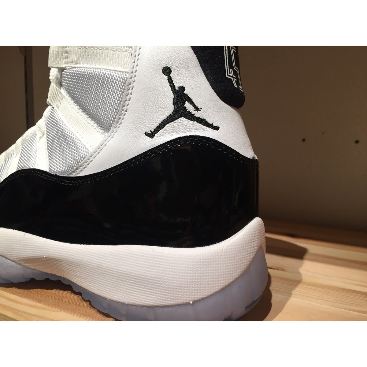 CONCORD NIKE AIR JORDAN 11 RETRO
