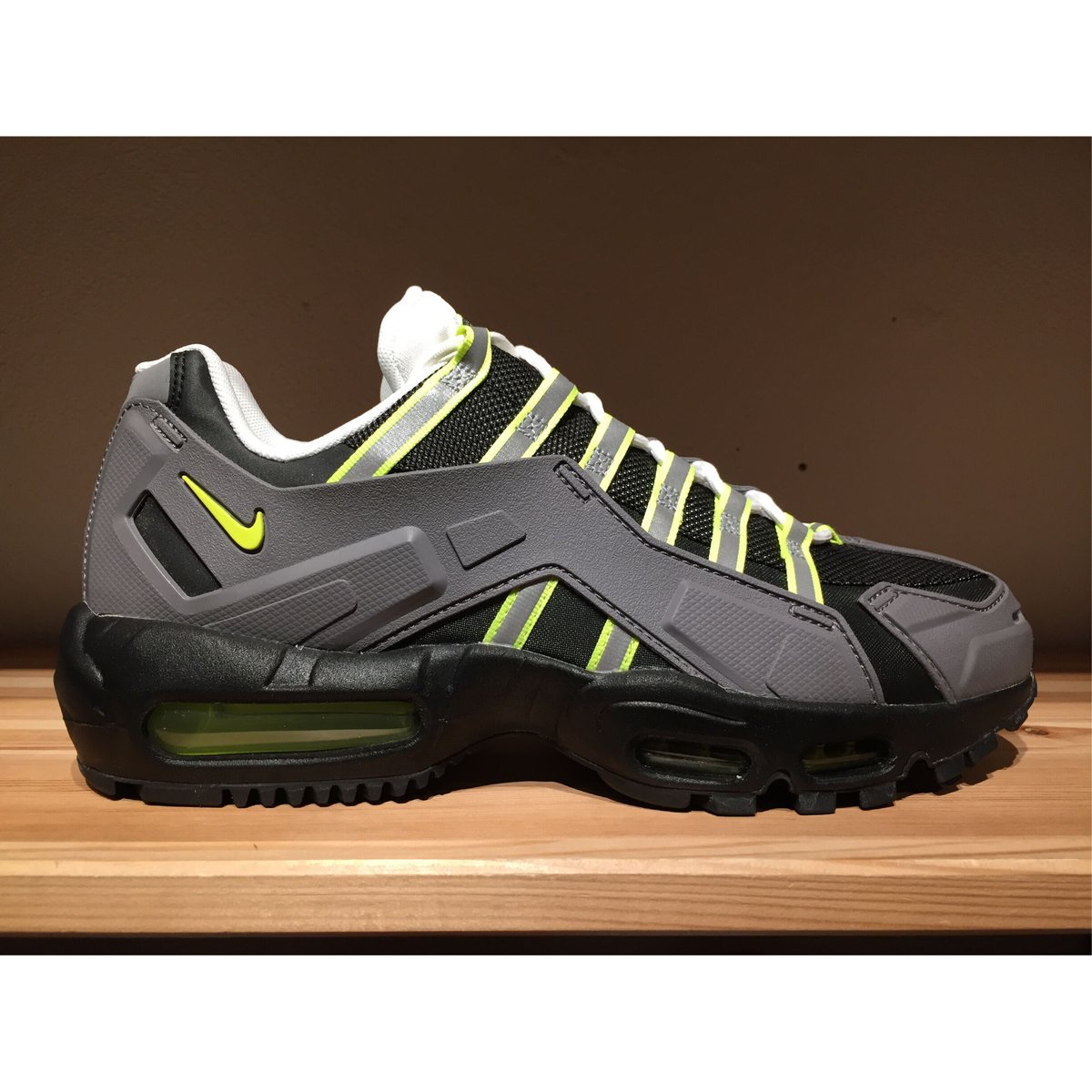 NIKE NDSTRKT AM 95 (AIR MAX 95) | 9H9H NAHANAHA
