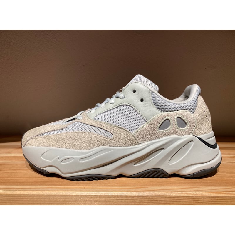 adidas yeezy boost 700 KANYE WEST 27.0㎝