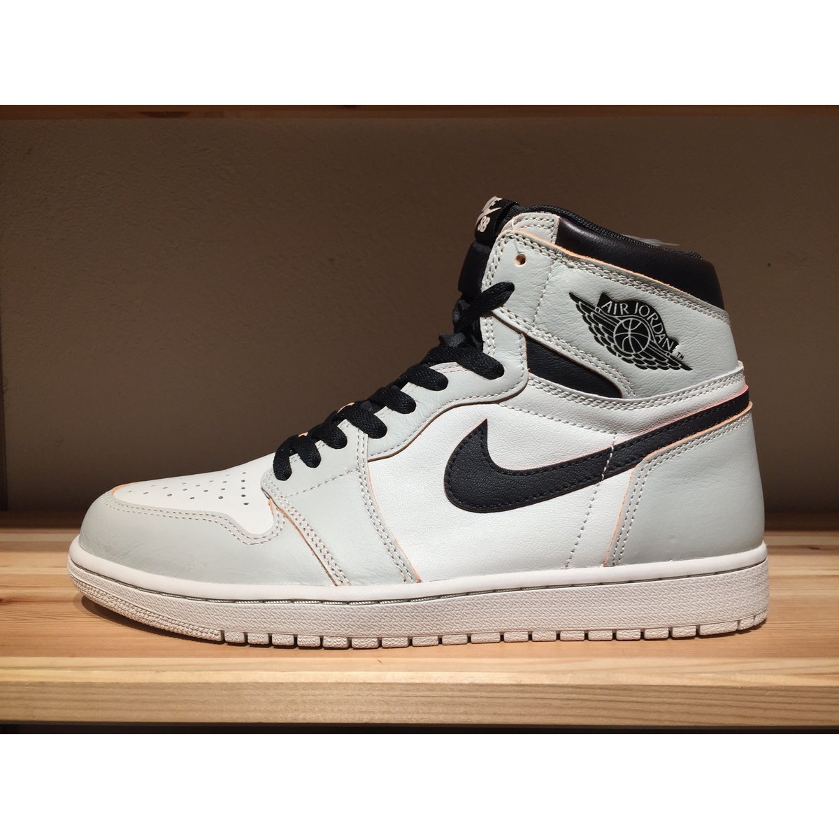 Air jordan retro 1 high og defiant cheap
