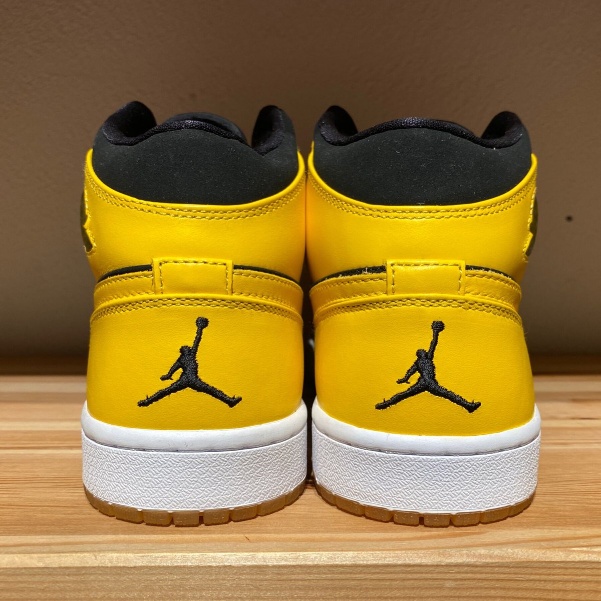 ☆NEW LOVE - NIKE AIR JORDAN 1 MID (JORDAN OLD L ☆NEW LOVE - NIKE AIR JORDAN 1 MID (JORDAN OLD L