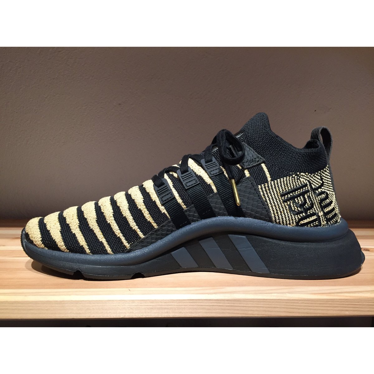 ☆DRAGON BALLコラボ -【USED】ADIDAS EQT SUPPORT MID D