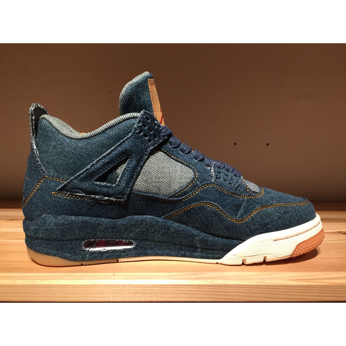 ☆LEVI'Sコラボ - NIKE AIR JORDAN 4 RETRO LEVIS NRG
