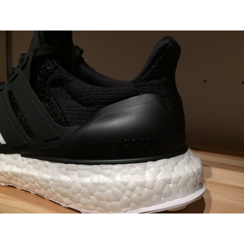 ☆UNDEFEATEDコラボ - ADIDAS ULTRABOOST UNDFTD | 9H9...