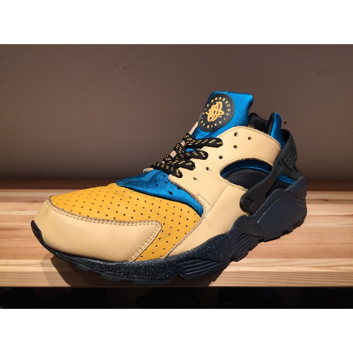 ☆ACG PACK -【USED】NIKE AIR HUARACHE | 9H9H NAHANAHA