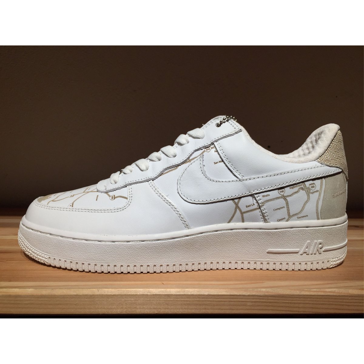 NIKE AIR FORCE 1 LA cartoon レーザー