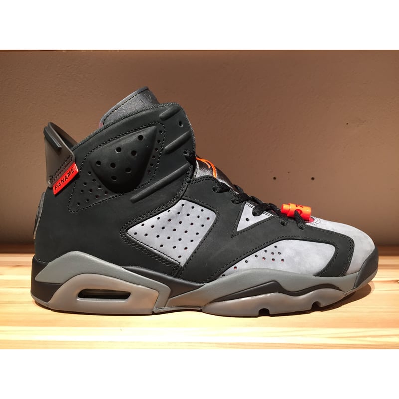 ☆Paris Saint-Germain コラボ - NIKE AIR JORDAN 6 RE