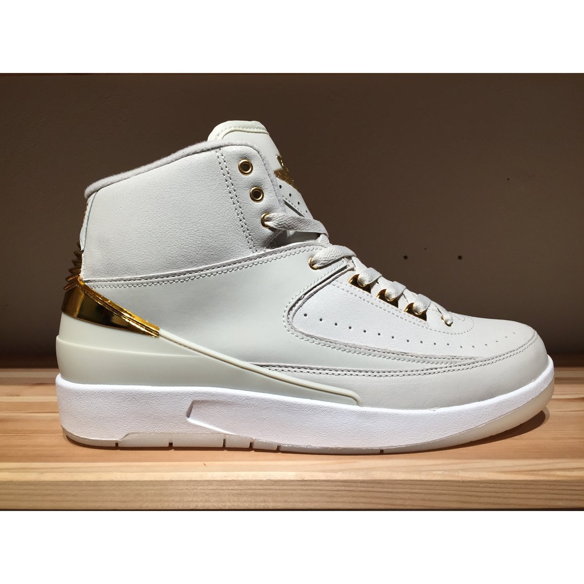 ☆日本未発売 - NIKE AIR JORDAN 2 RETRO Q54 | 9H9H NAH