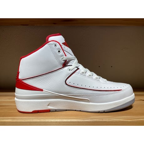 NIKE AIR JORDAN 2 RETRO