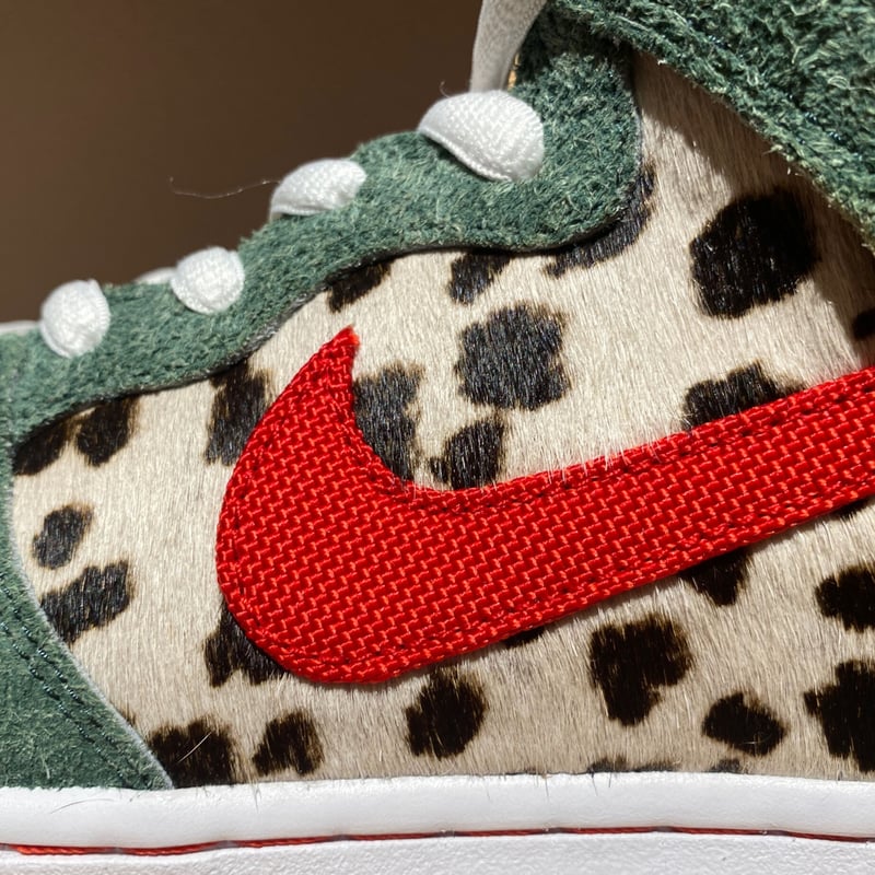 靴 Nike SB Dunk High Pro QS \"Dog Walker\" Nike SB Dunk High Pro QS 