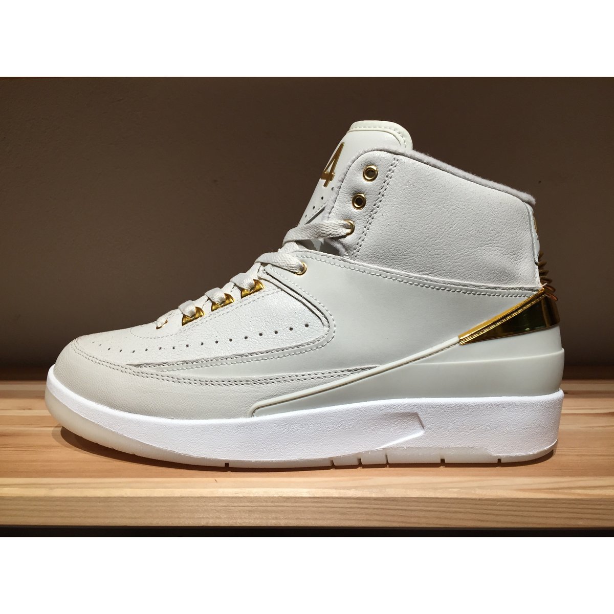 ☆日本未発売 - NIKE AIR JORDAN 2 RETRO Q54 | 9H9H NAH