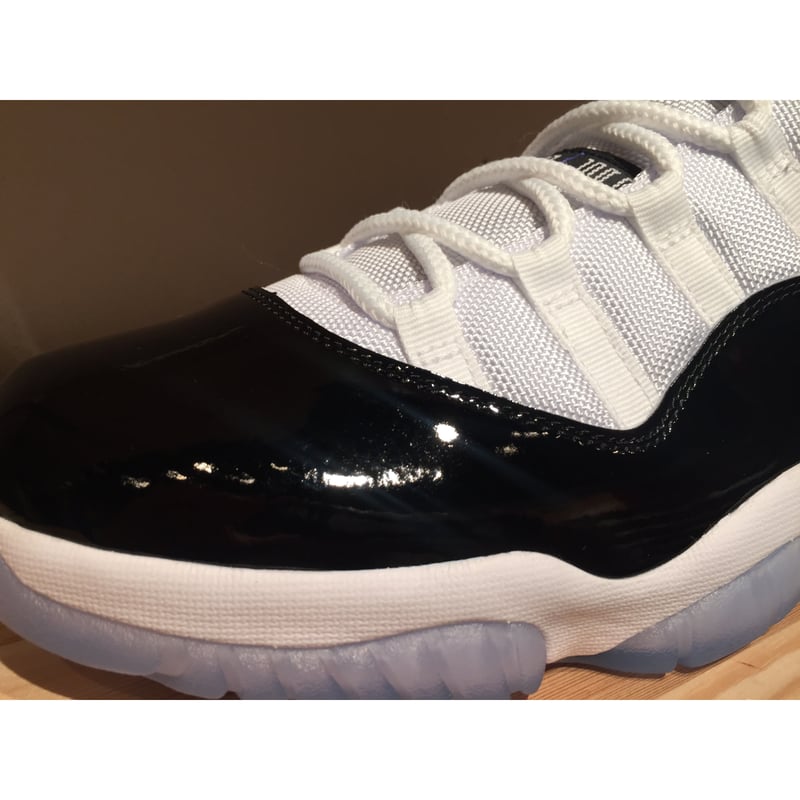 Air jordan 11 concord 1995 on sale