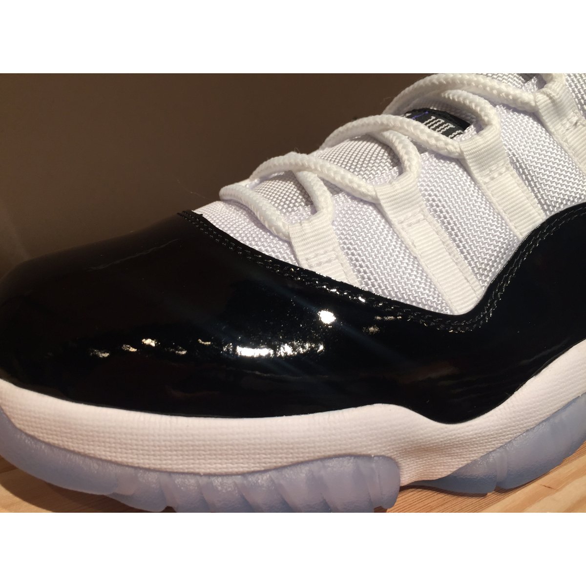 Retro jordan 11 concord hotsell