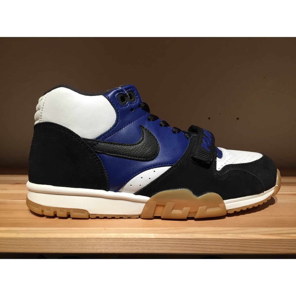 Polar x nike sb deals