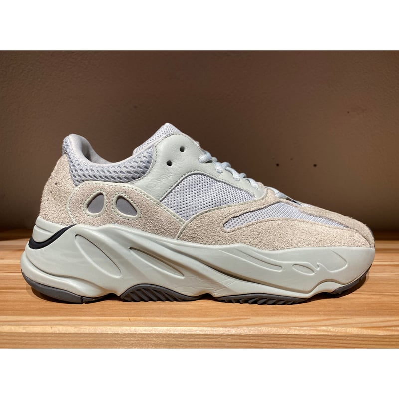 adidas yeezy boost 700 KANYE WEST 27.0㎝